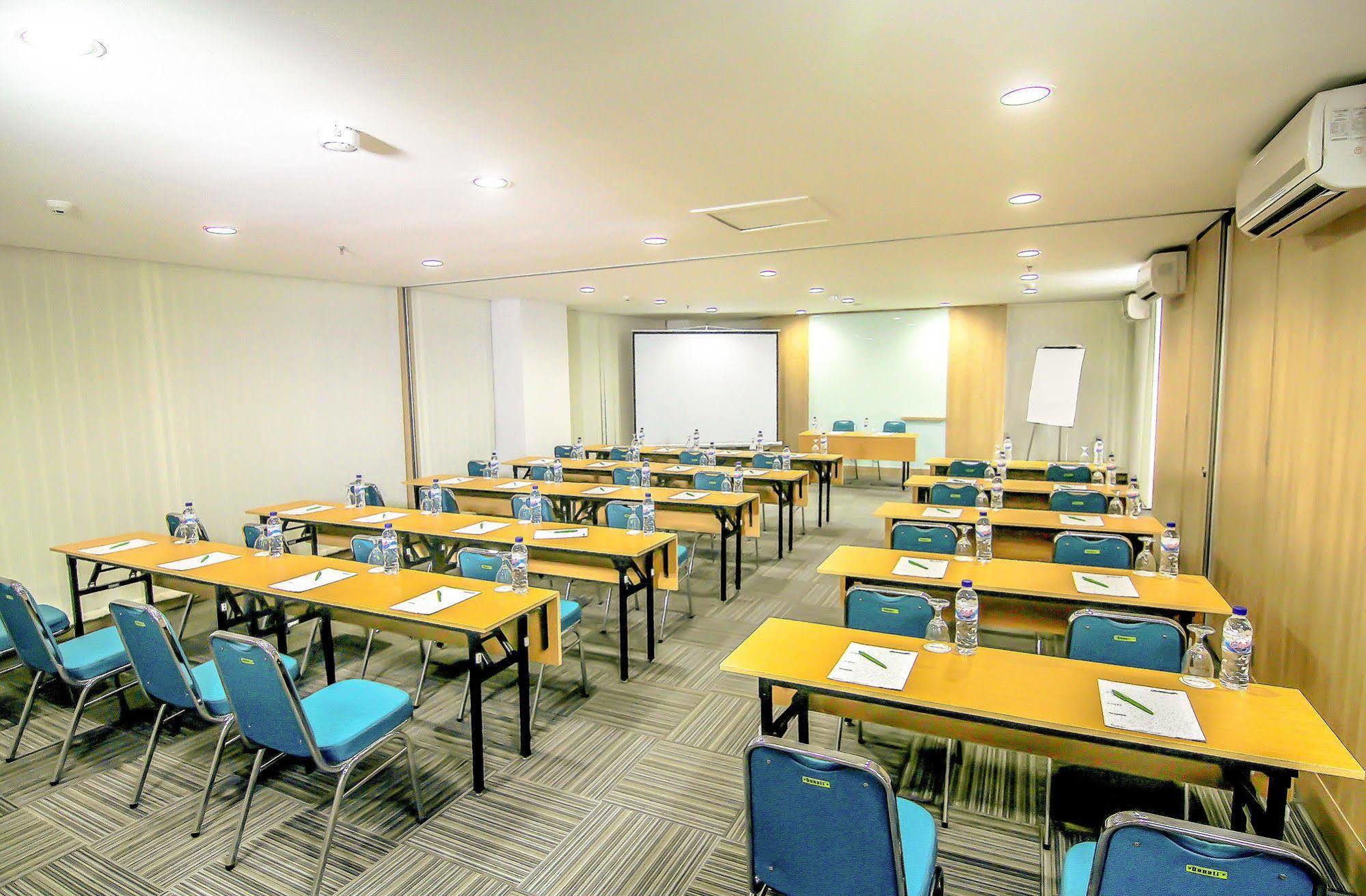 Hotel Citradream Cirebon Exterior photo